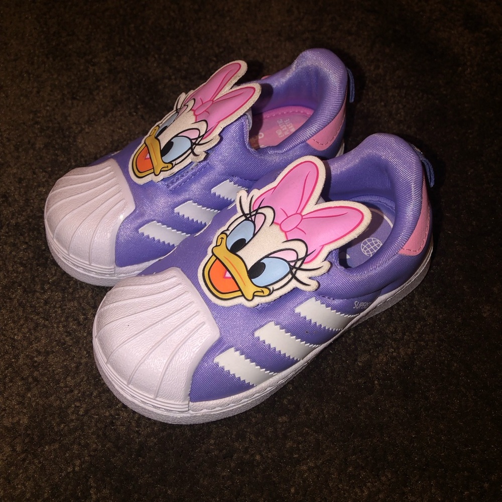 Disney Adidas Girls' Purple Daisy Duck Slip-On Kids Shoestring